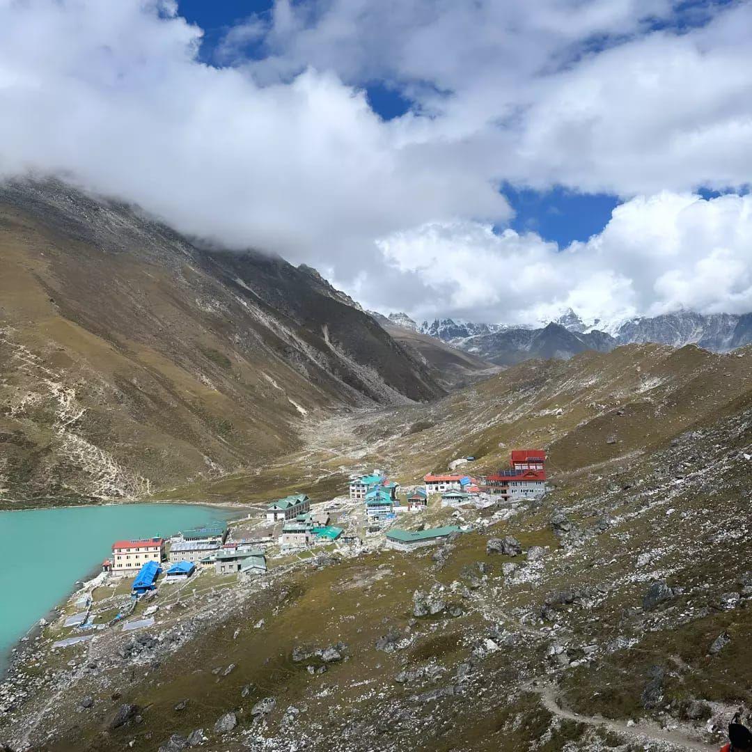 Highlights for Gokyo Lake – Everest Base Camp- Chola Pass Route