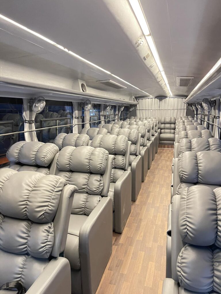 Luxury VIP Sofa Bus
